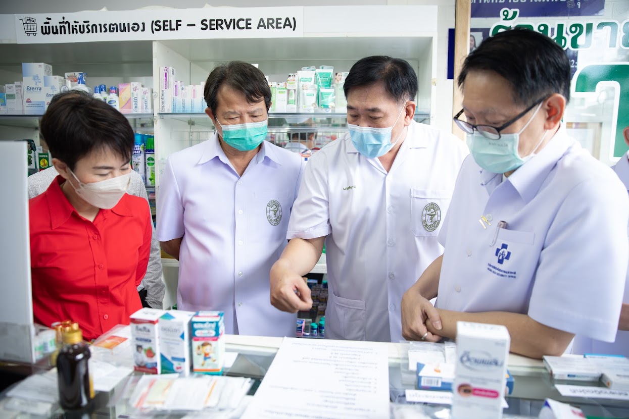 Strengthen primary care through pharmacies